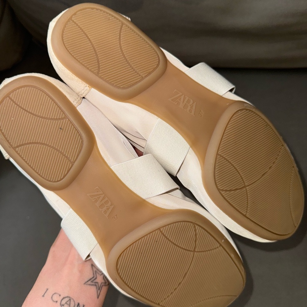 Zara Cream Elastic Strap Ballet Flats - Picture 5 of 6